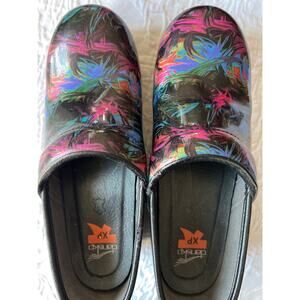 Dansko XP bl patent leather colorful tropical print 38/7.5‎